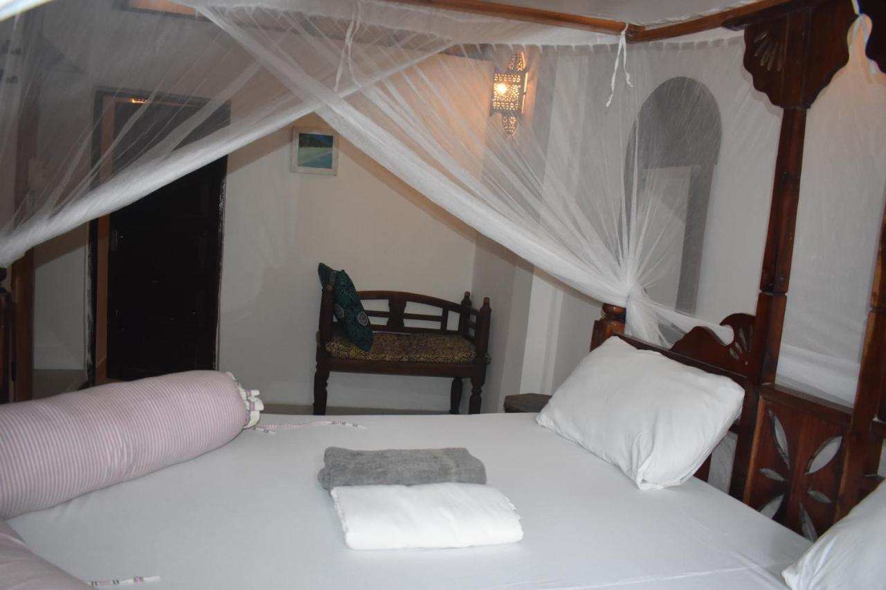 Riverman Hotel Zanzibar Exterior photo